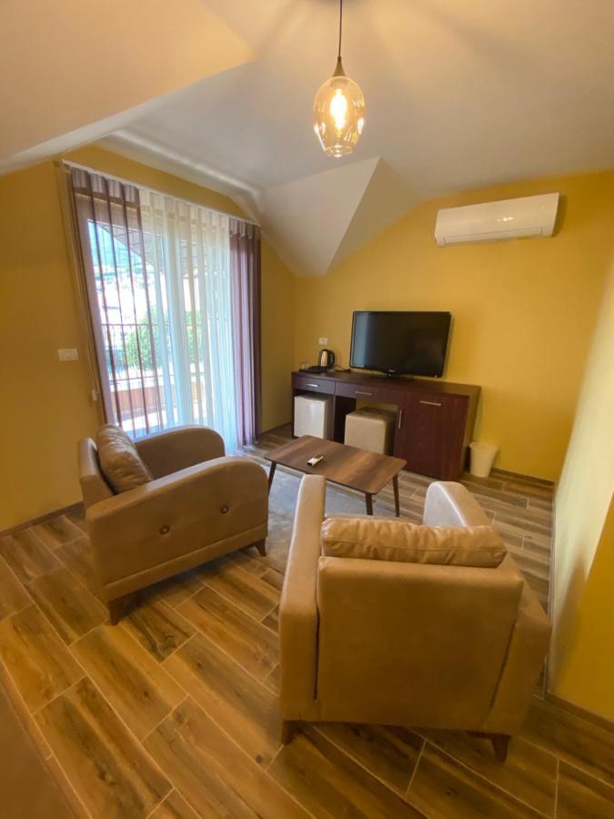דבאר Hotel Kolonja'S מראה חיצוני תמונה