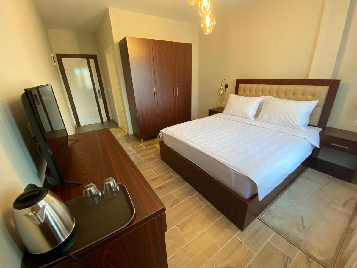 דבאר Hotel Kolonja'S מראה חיצוני תמונה