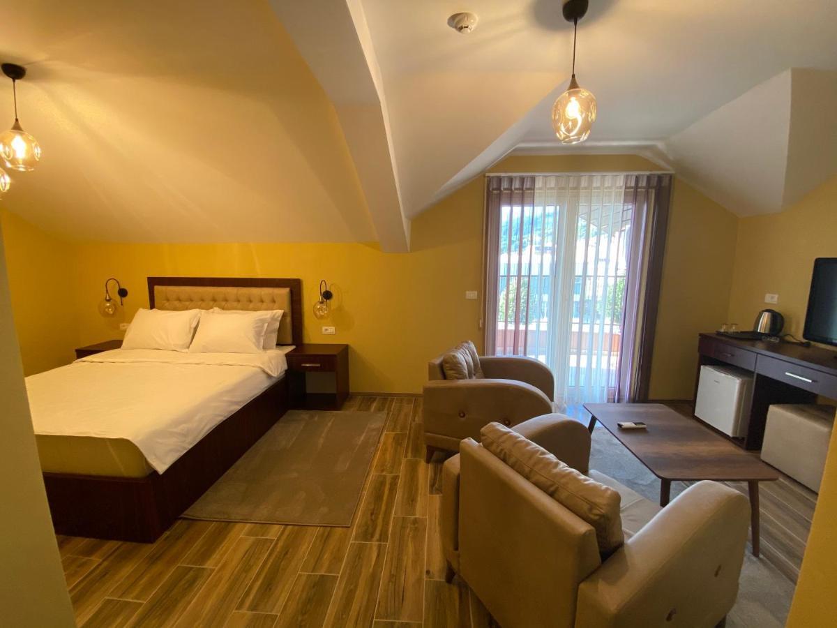 דבאר Hotel Kolonja'S מראה חיצוני תמונה