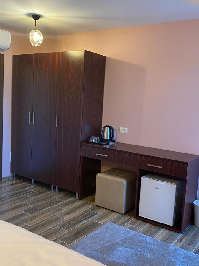 דבאר Hotel Kolonja'S מראה חיצוני תמונה