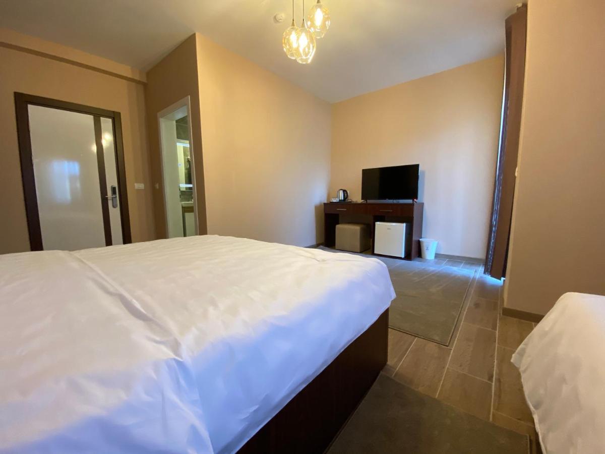 דבאר Hotel Kolonja'S מראה חיצוני תמונה
